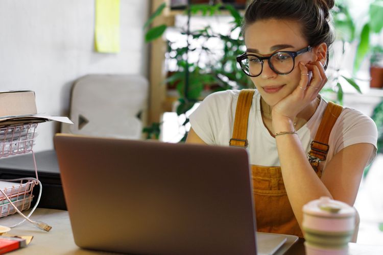 20 Cara Mendapatkan Uang Dengan Mudah • Meta Sanjaya Cara mendapatkan uang dengan bekerja online